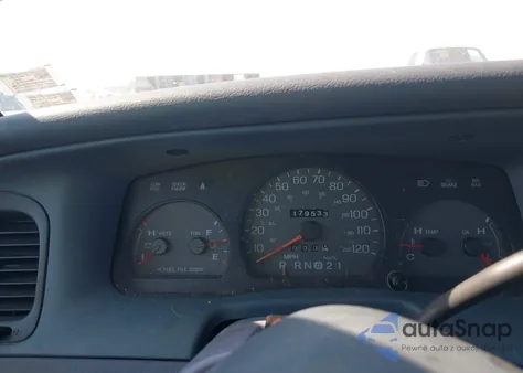 2000 Mercury Grand Marquis Gs from USA, damaged, VIN 2MEFM74W7YX631796